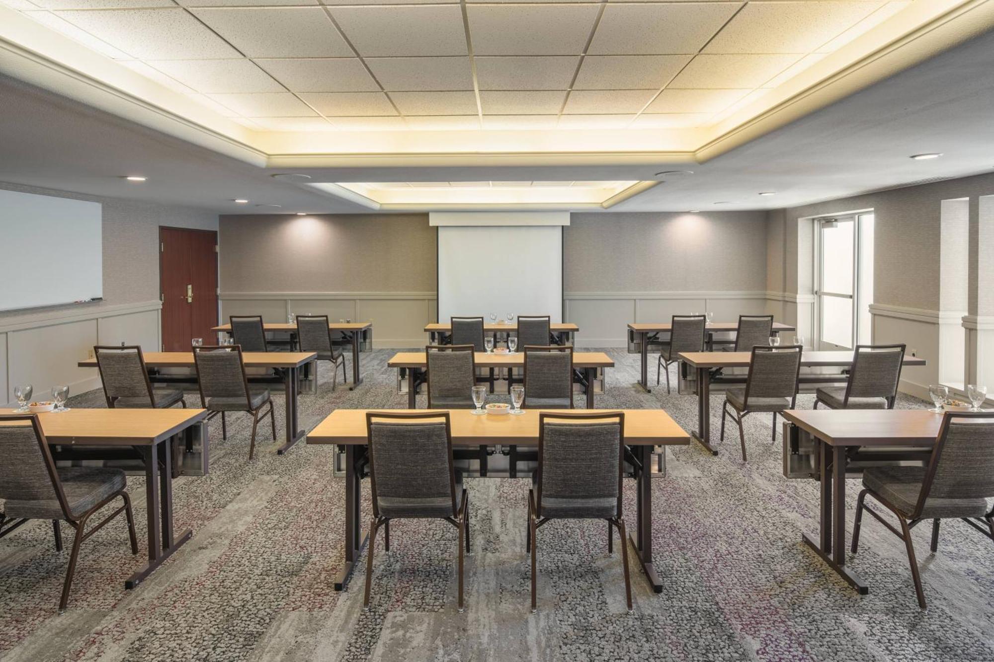 Hotel Courtyard By Marriott Portland North Extérieur photo