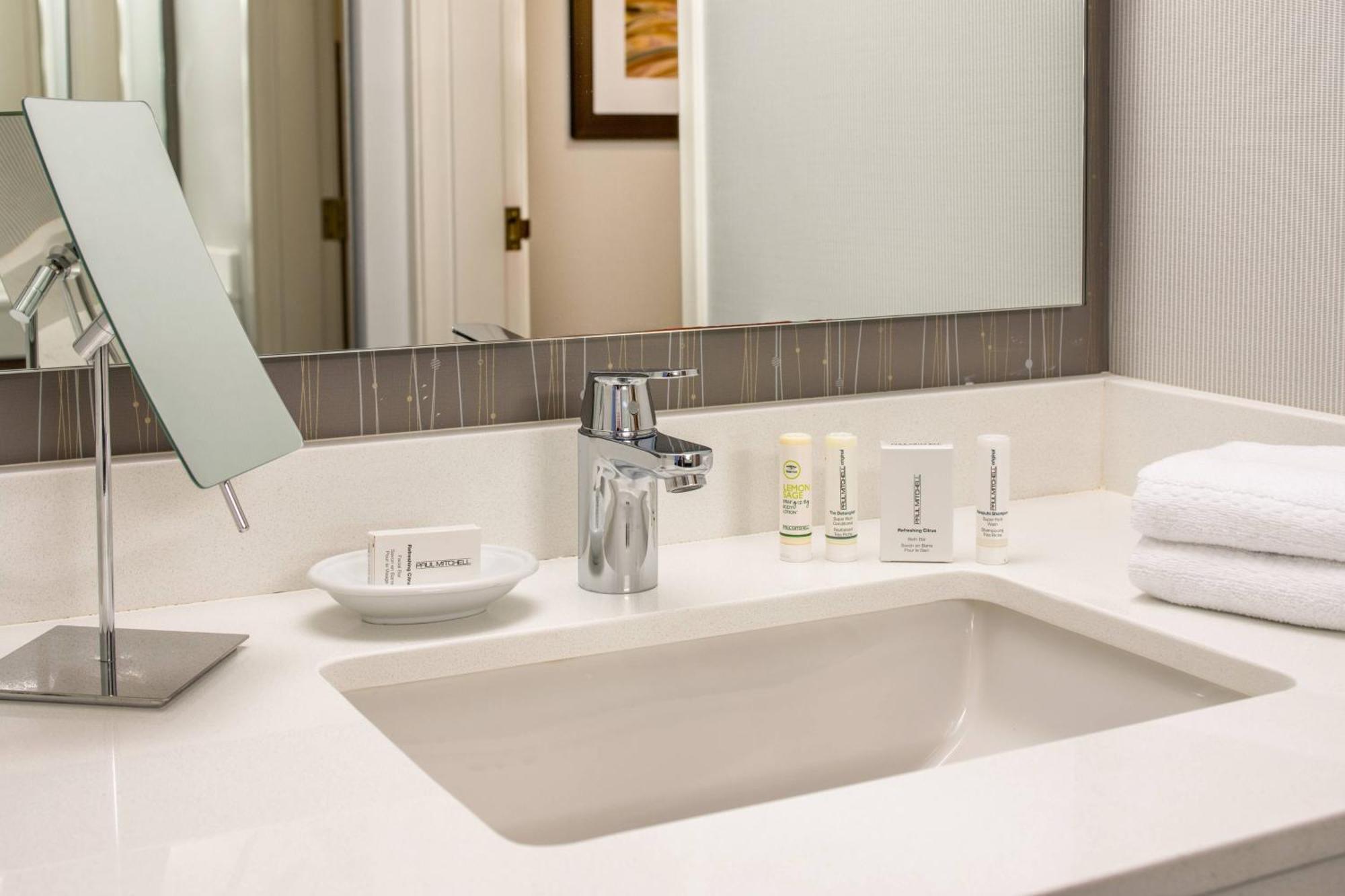Hotel Courtyard By Marriott Portland North Extérieur photo
